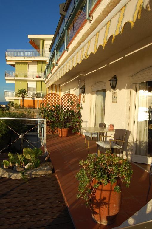 Villa Rita San Remo Kamer foto