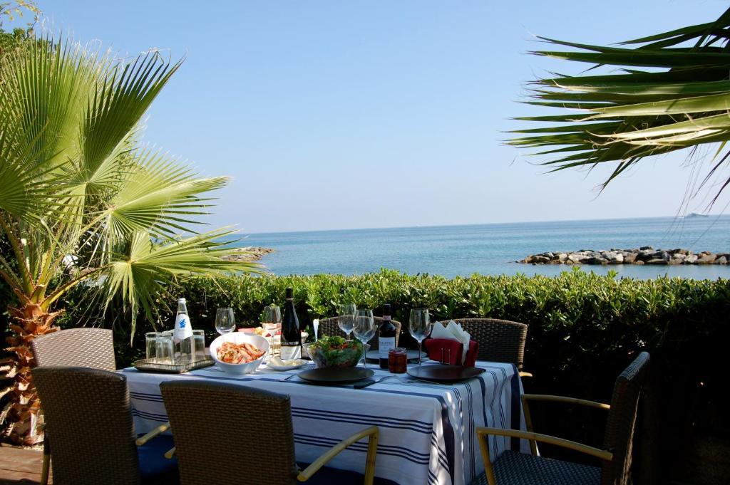 Villa Rita San Remo Buitenkant foto
