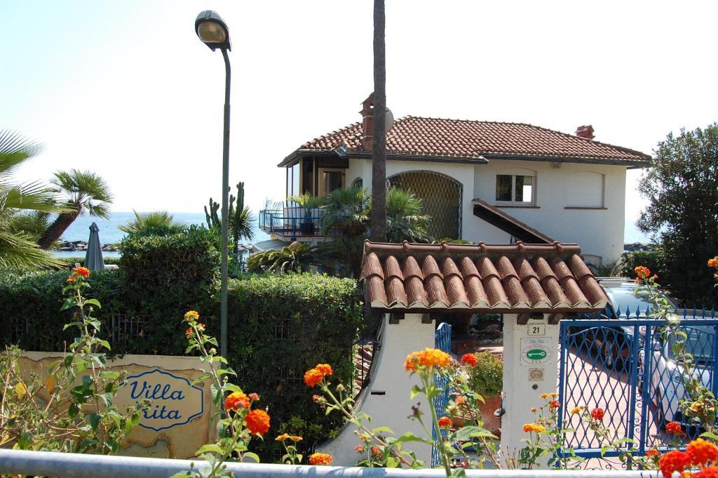 Villa Rita San Remo Buitenkant foto